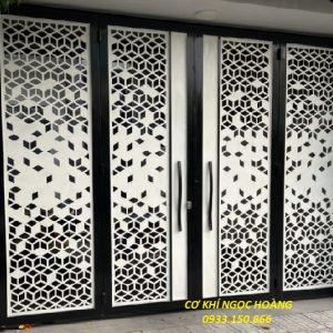 Làm Cửa Sắt Giá Rẻ Tại Quận 9