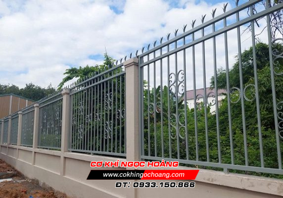 Thiết kế thi công hàng rào sắt giá rẻ tại Quận Phú Nhuận
