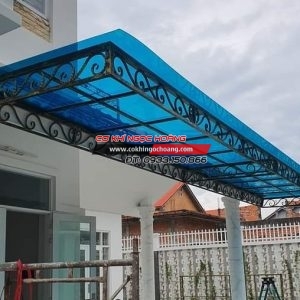 Làm mái nhựa poly tại Quận 7