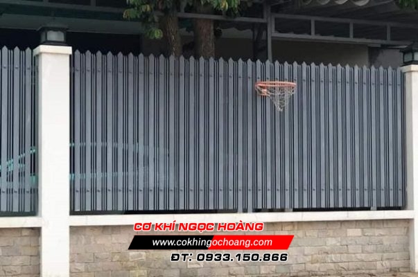 Làm hàng rào sắt giá rẻ tại Quận 6