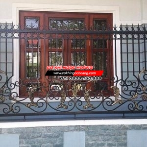 Làm hàng rào sắt giá rẻ tại Quận 10