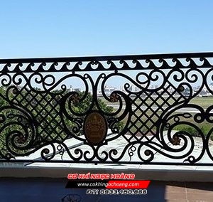 Làm lan can sắt giá rẻ tại Quận 4