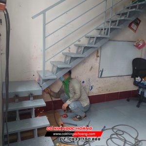 Thợ Làm Cầu Thang Sắt Tại Quận 7