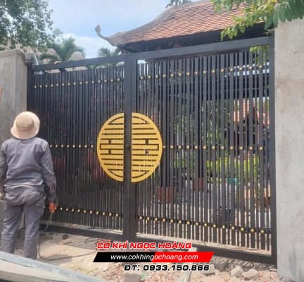 Thi công cửa cổng sắt tại quận Phú Nhuận