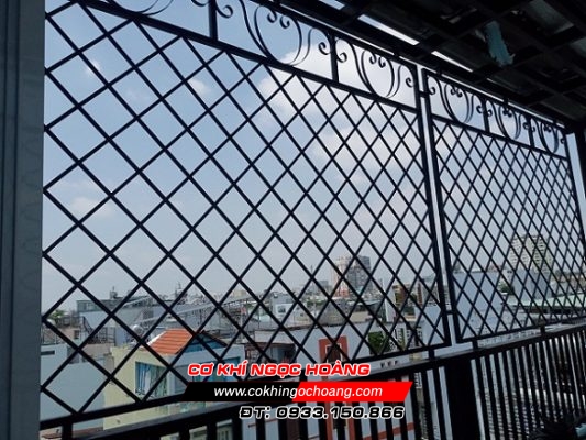 Làm khung sắt bảo vệ tại Vĩnh Cửu Đồng Nai