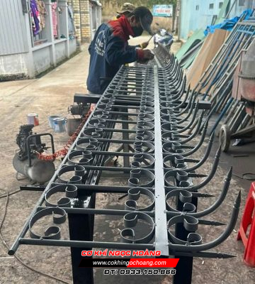Mẫu hàng rào chông sắt mới
