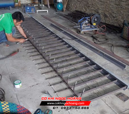 Làm hàng rào sắt tại Vĩnh Cữu Đồng Nai