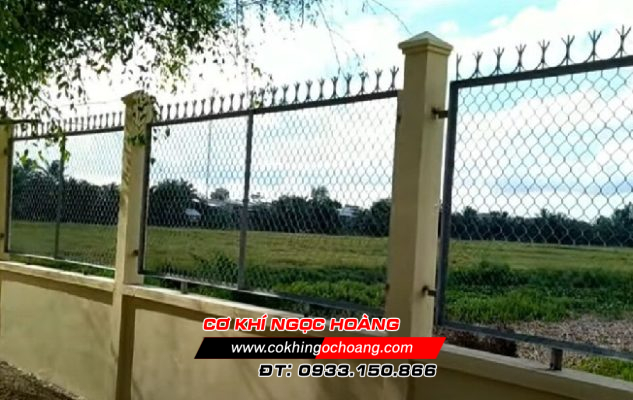 Làm hàng rào sắt tại Vĩnh Cữu Đồng Nai